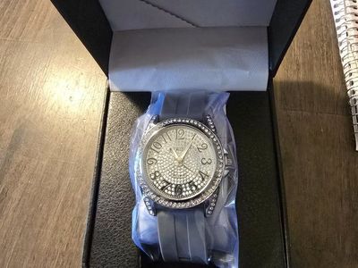 Blingdom Quartz Rhinestone Bezel Silver Dial Gray SiliconeWatch with Box 45mm