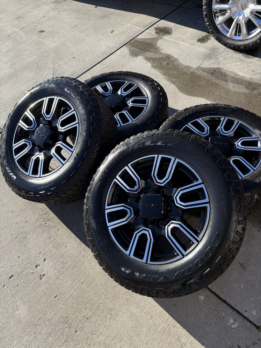Like New 2023 Gmc Sierra AT4 2500 Hd Wheels