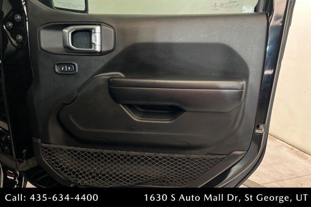 Main image 23