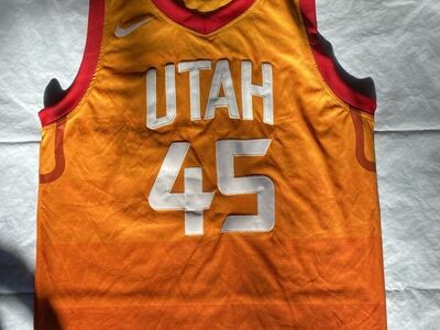 Utah Jazz Donovan Mitchell 2018/19 Jersey M (48)