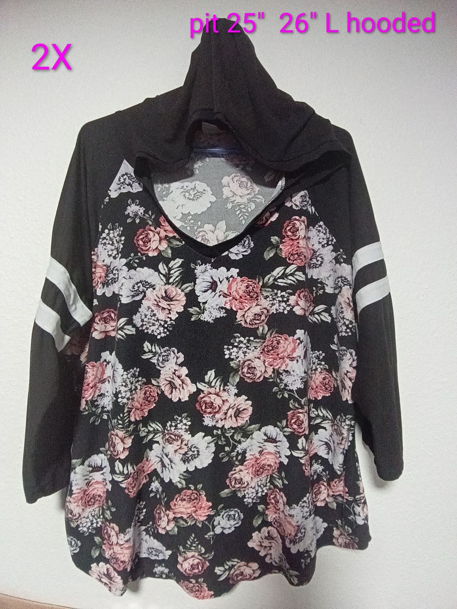 Pre owned women's tops 1x 2x