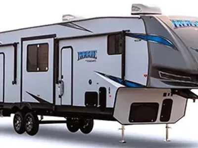 2019 Vengeance Rogue 311A-13 with 13' garage-5th wheel Toy Hauler