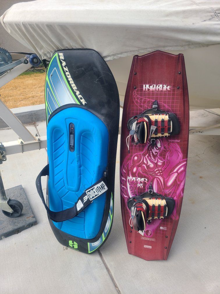 kneeboard and/or wakeboard