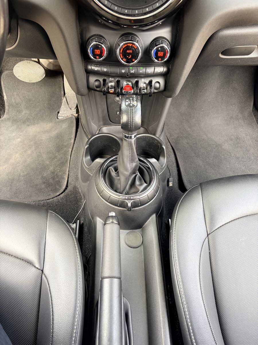 Main image 14