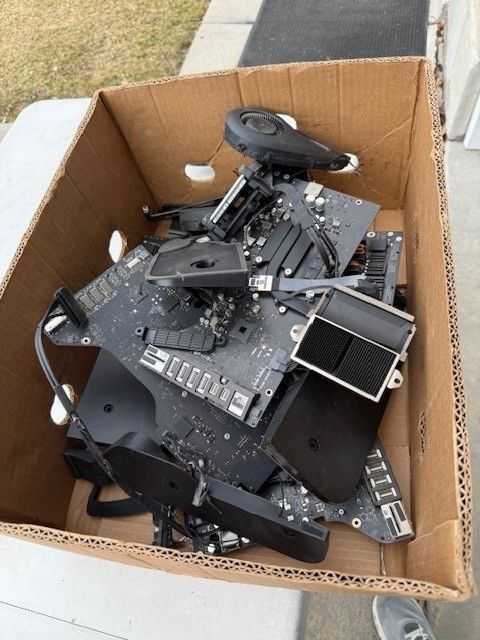 lot of 3 I5 apple mac computer part with hard drive