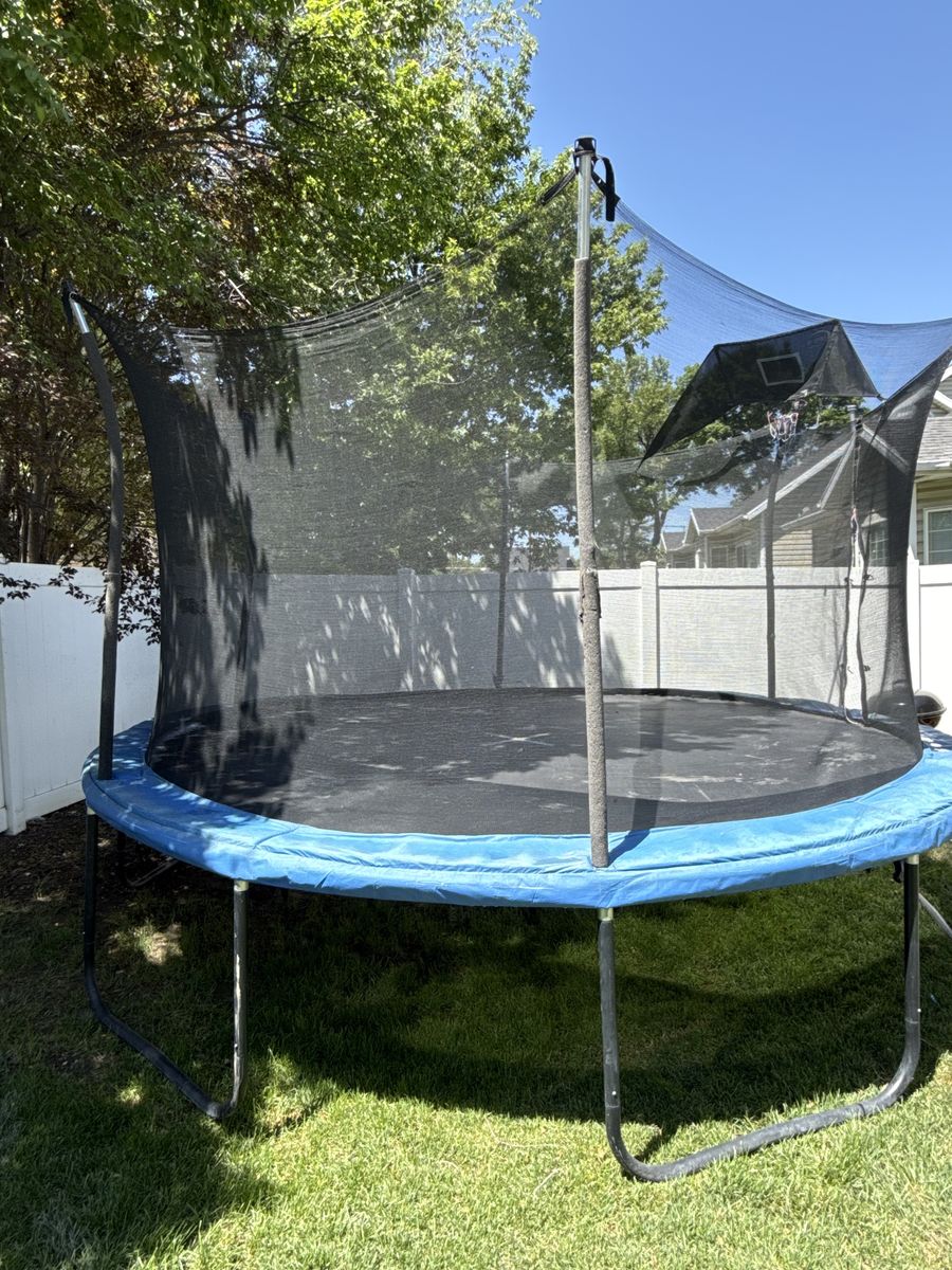 Trampoline