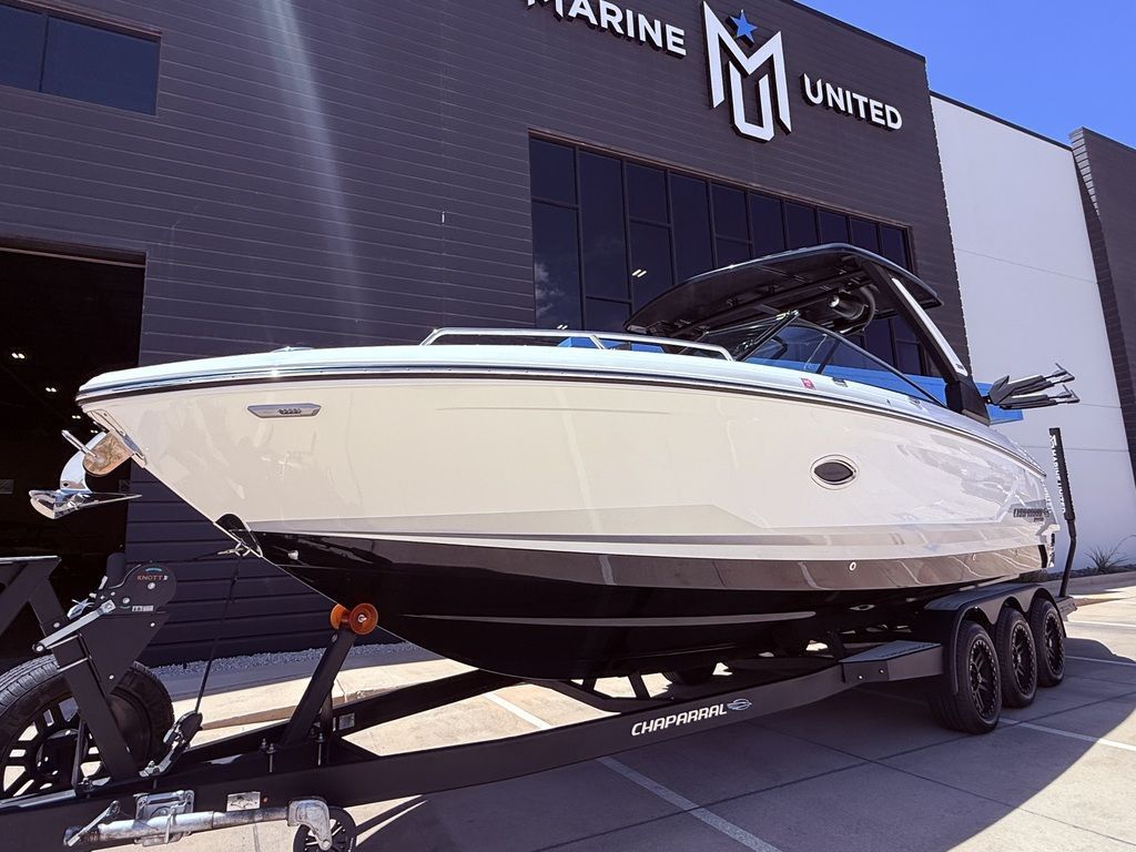 2025 Chaparral 30 Surf