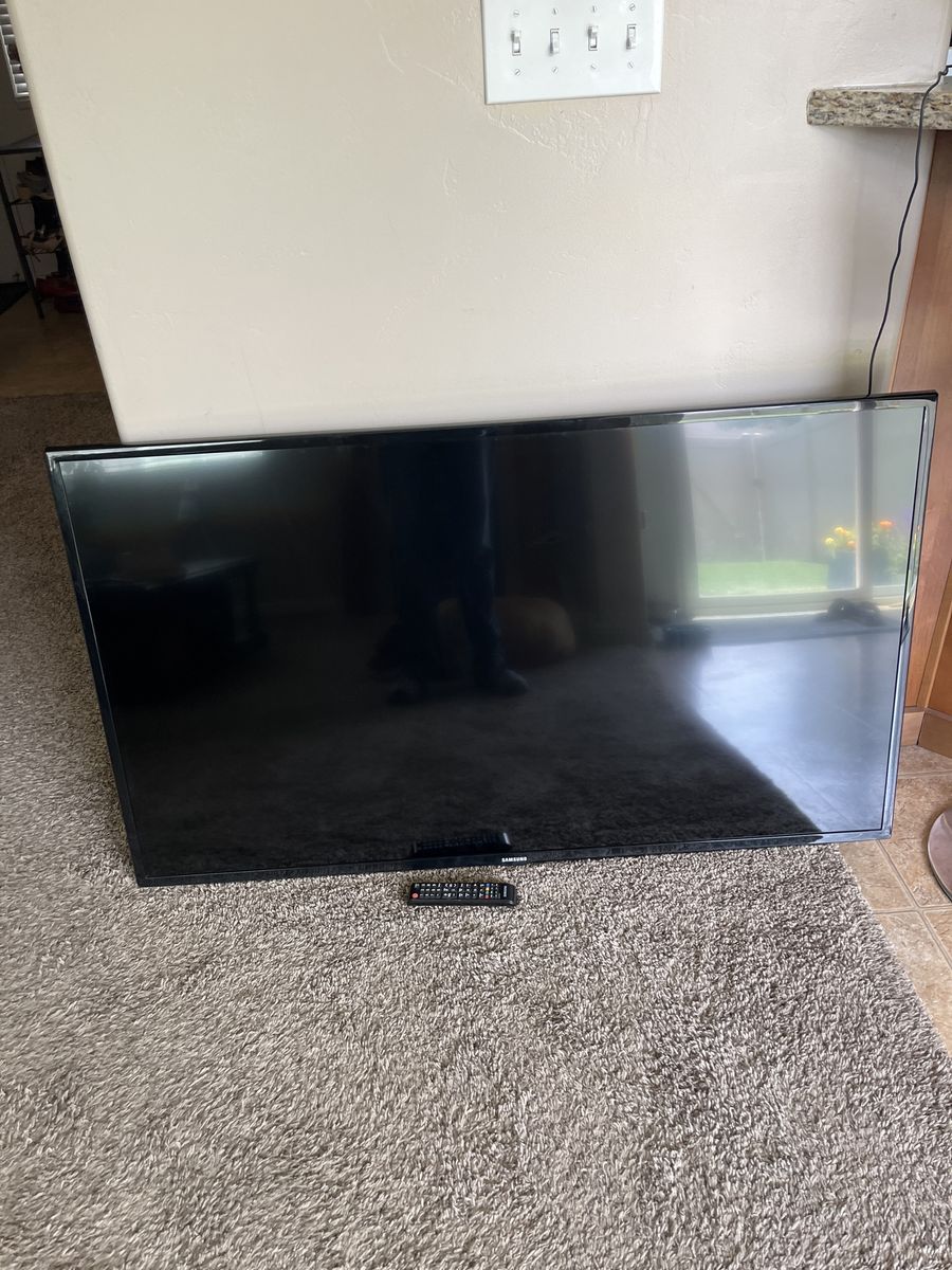 55” Samsung tv, pretty sure it needs a backlight,