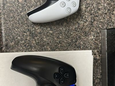 Sony PlayStation 5 PS5 DualSense Edge Wireless Controller - White & Black - good fairly used