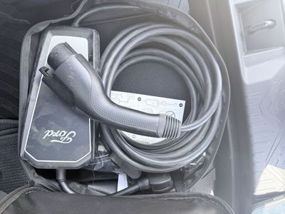 Ford EV Charger Level 1/2 J1772
