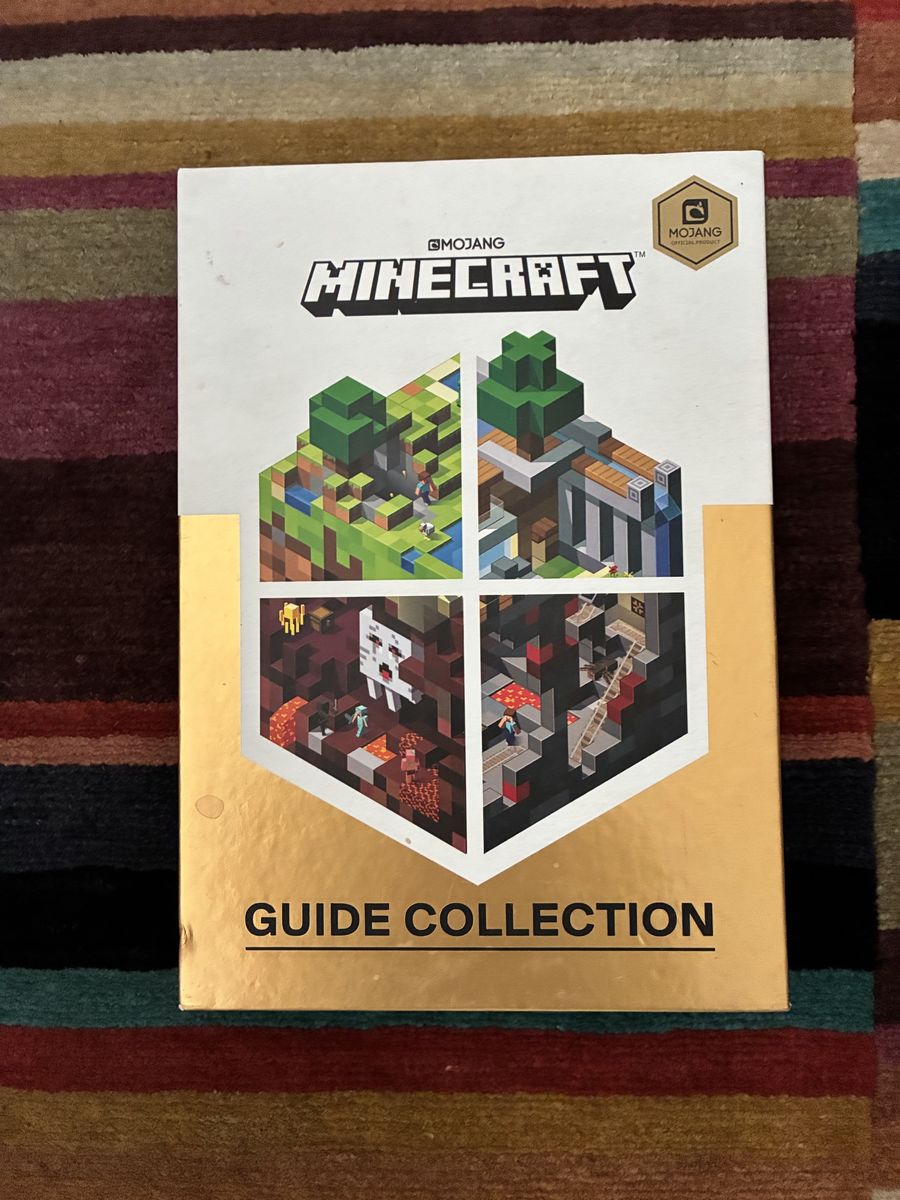 Minecraft Guide Collection 4 Volume Set (Mojang)