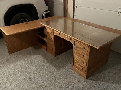 Beautiful Oak Desk