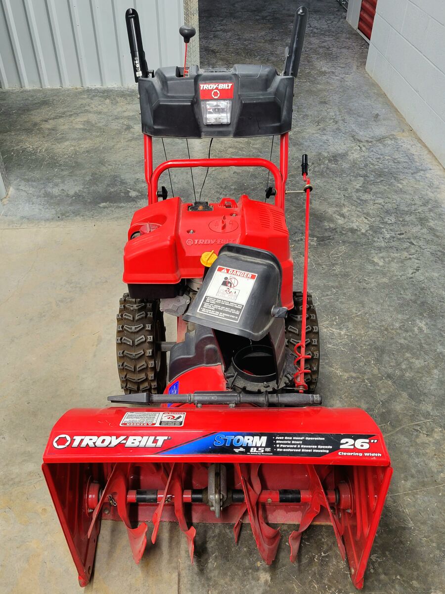 TROY-BILT STORM 8.5hp 26 Inch Snowblower