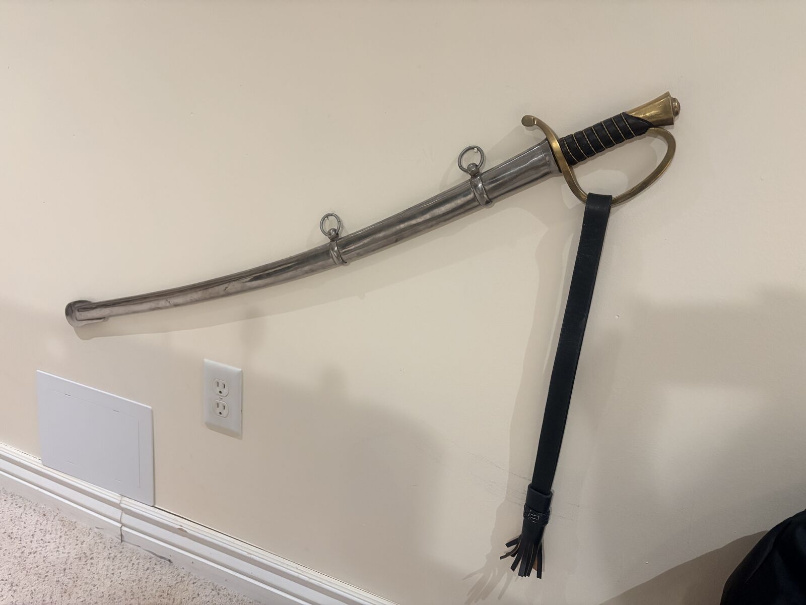 Civil War Cavalry Saber w/ Scabbard – Display Piece