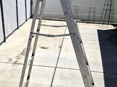 6 Foot Aluminum Step Ladder