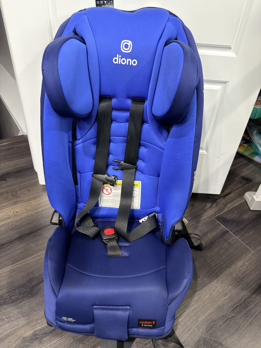 Diono Radian 3RX slim blue latch Carseat booster