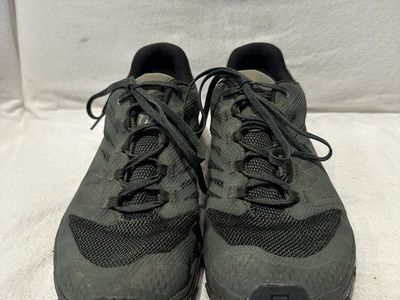 Salomon men’s size 11.5 grey/black trail shoes