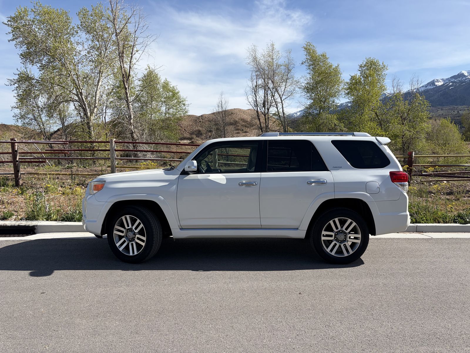 2012 TOYOTA 4RUNNER Limited