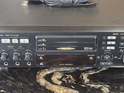 KARAKOE DISC PLAYER!