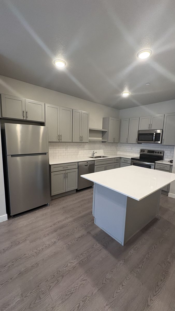 Apartment For Rent !