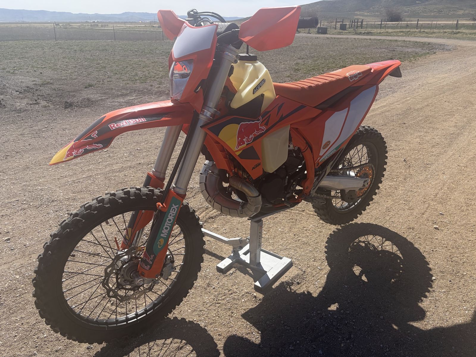 2025 KTM 300 XC W Champion Edition