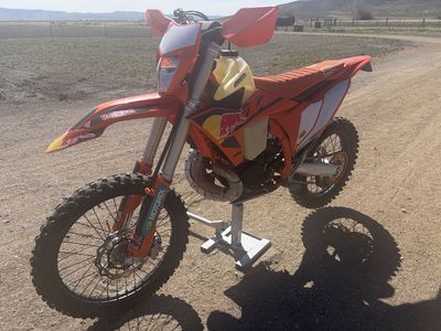 2025 KTM 300 XC W Champion Edition