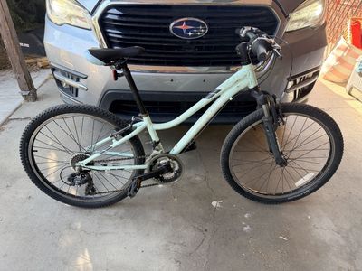 Trek precaliber 24 inch girls Mountain Bike - Light Mint Green