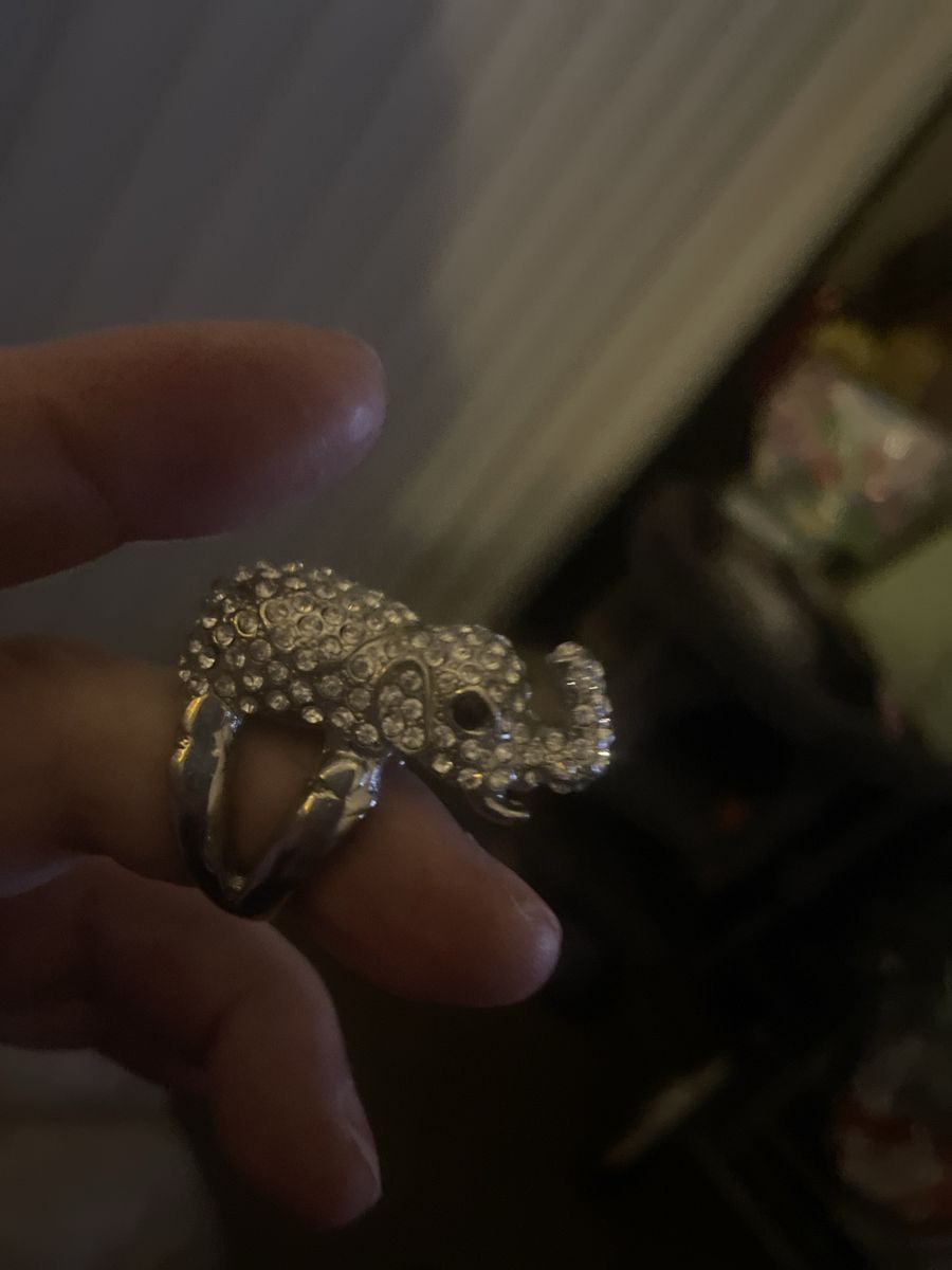 Baby Elephant Rhinstone Ring