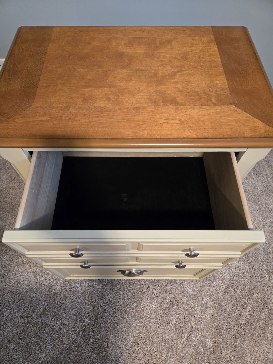 Main image 3
