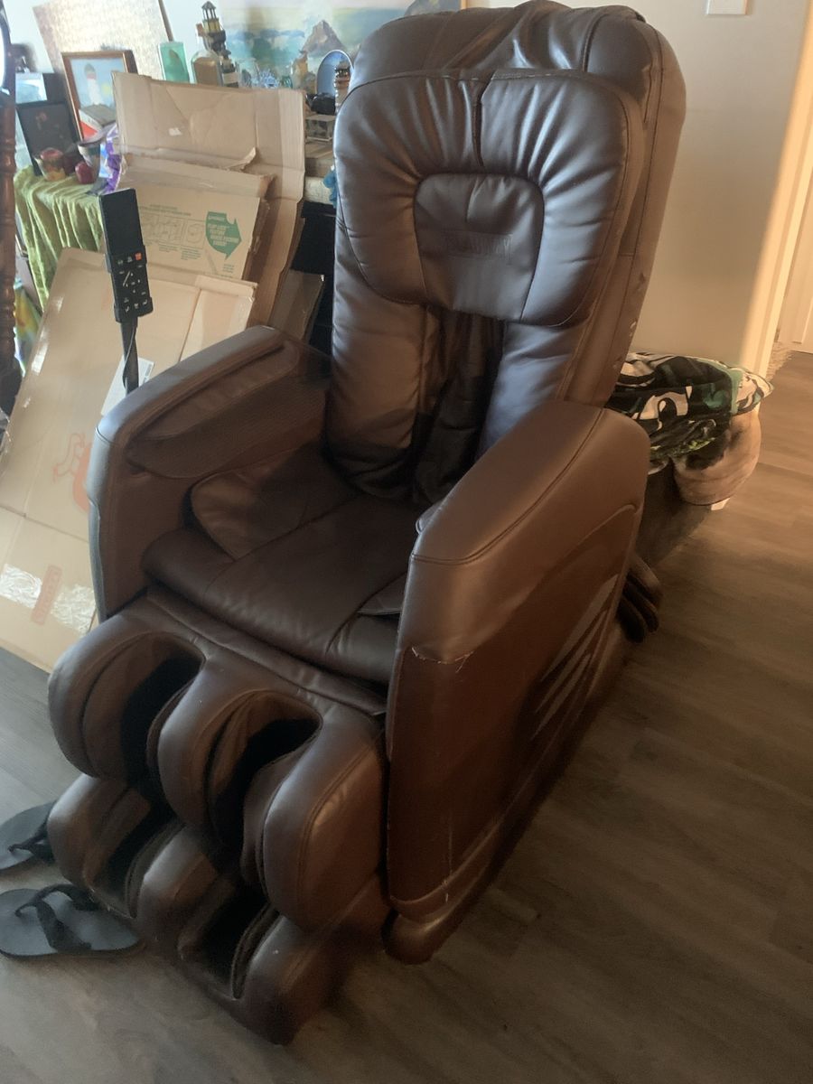 Slabway  full body massage chair