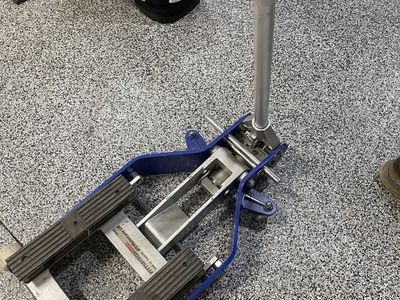 Pittsburgh 1500 lb Capacity ATV/Motorcycle Lift Jack Blue and Silver