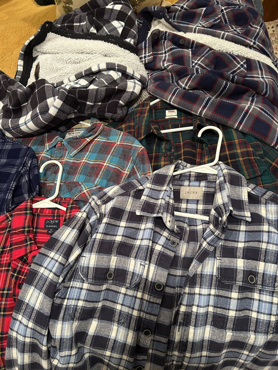 MENS MEDIUM FLANNEL SHIRTS $15 EACH