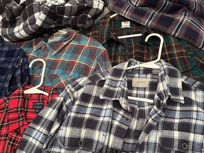 MENS MEDIUM FLANNEL SHIRTS $15 EACH