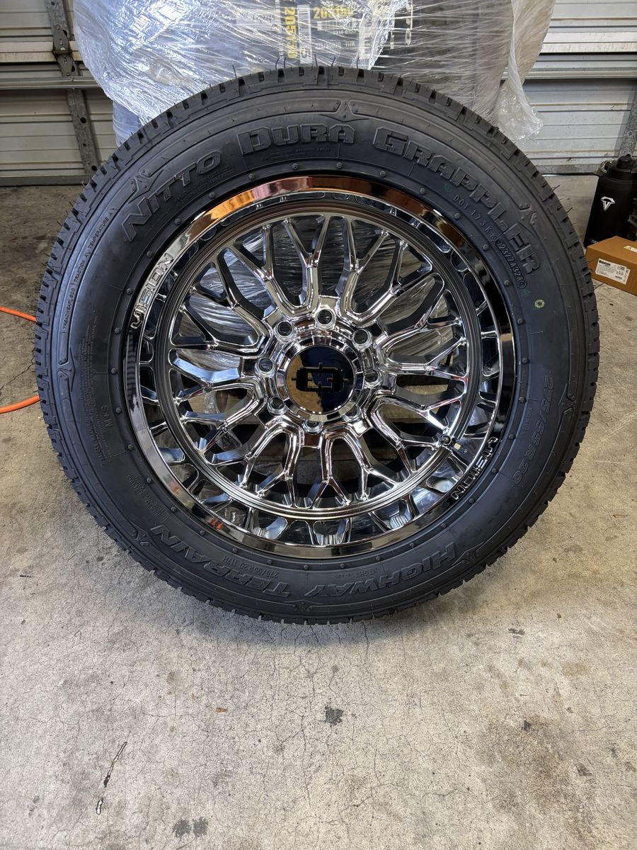Vision 20 with nitto tires 8x6.5