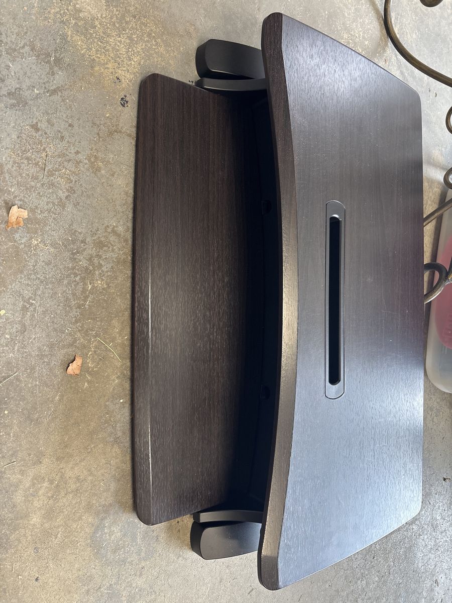 Main image 3