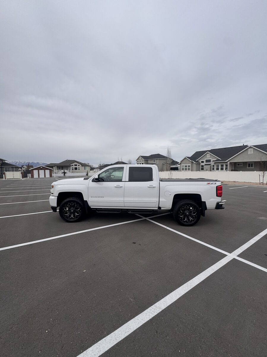 2017 Chevrolet Silverado 1500 LT