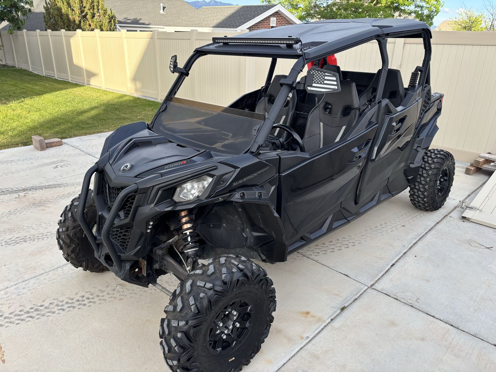2023 Can Am Maverick 1000 Spirt