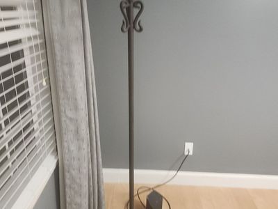 lamps 2 10dollars each 3way switch