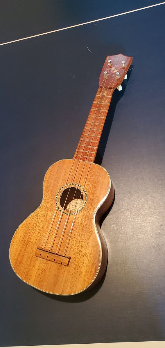 Vintage Ukulele - Luna No. 550 – Made in Japan