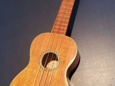 Vintage Ukulele - Luna No. 550 – Made in Japan