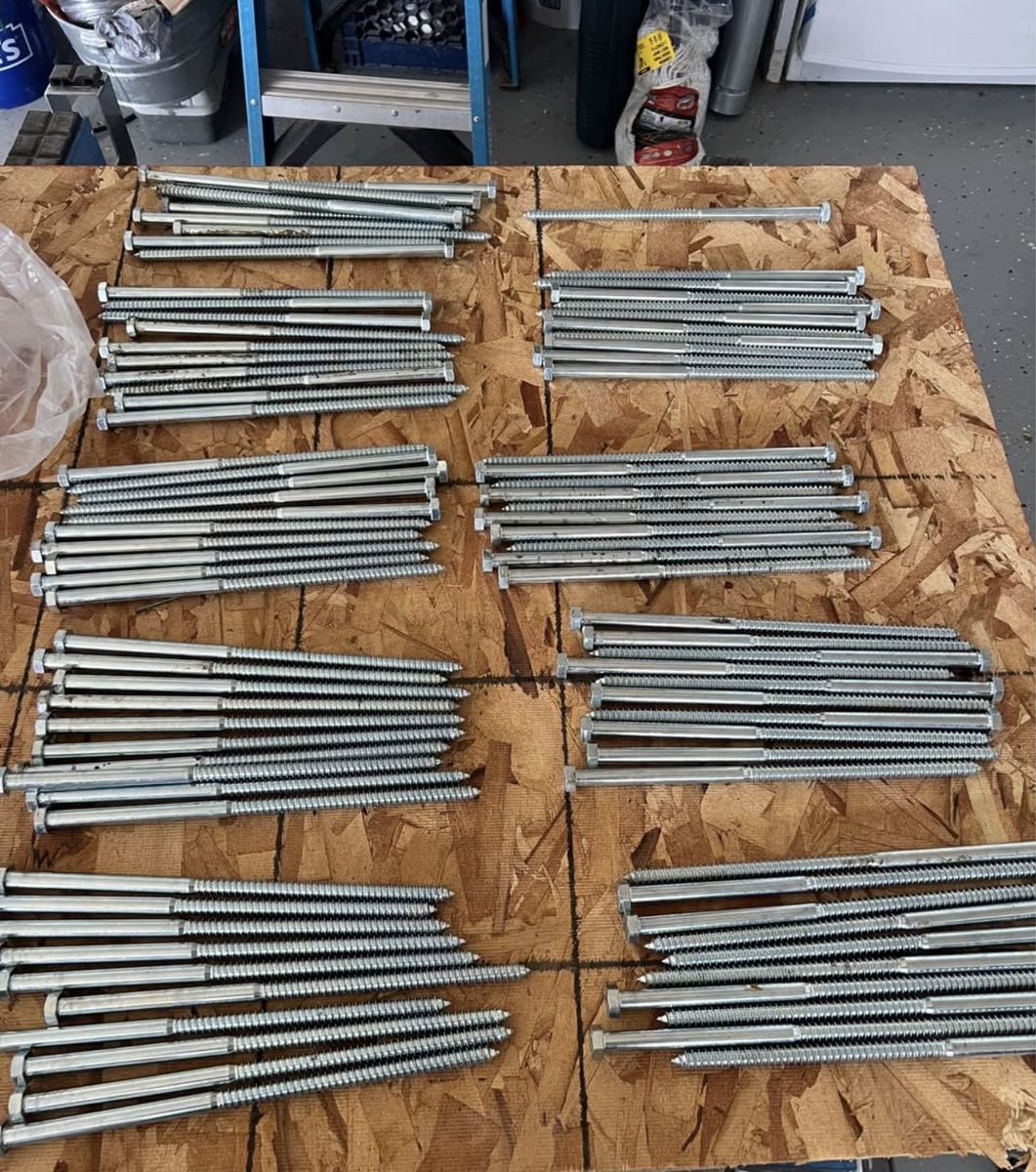 Lag screws