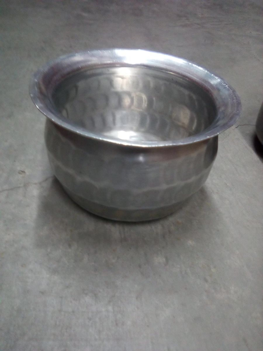 Pair of Used Metal Bowls - Durable and Versatile Kitchenware Set