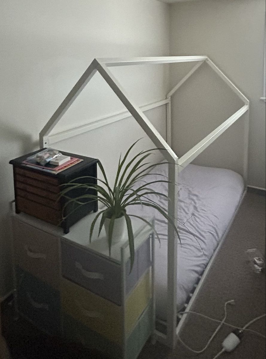 White Metal House Bed Frame - Twin Size Kid's Canopy Bed