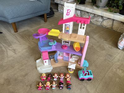 Fisher-Price Little People Barbie Dreamhouse Set