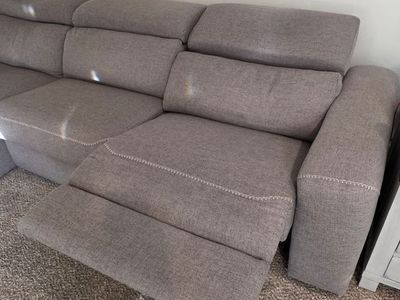 Modern Gray Fabric Sectional Sofa with Chaise and Recliner