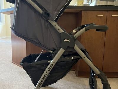 Chicco Mini Bravo Plus Stroller & KeyFit 30 Infant Car Seat Travel System