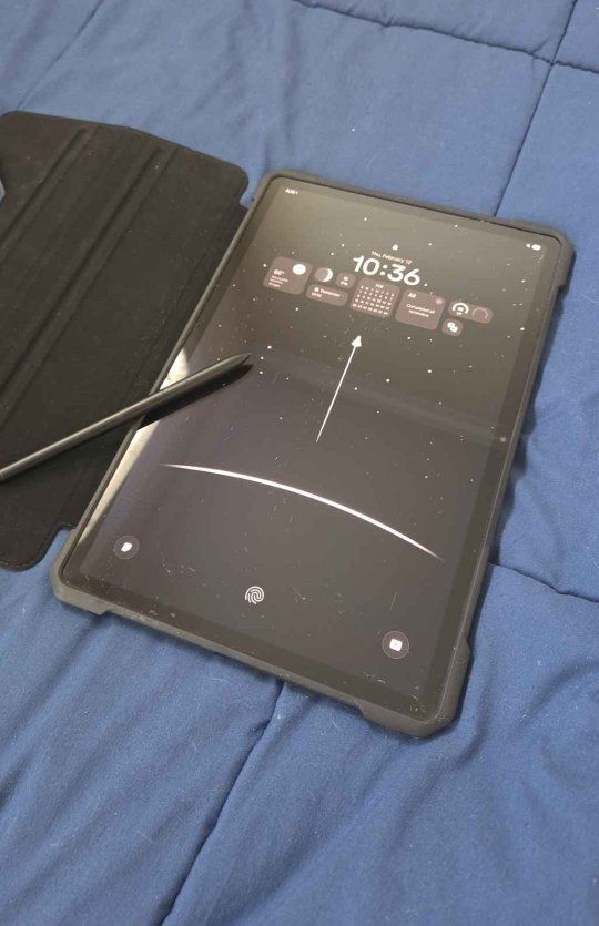 Samsung Galaxy Tab S9+ (12.4" - 256GB - Wi-Fi) - Excellent Condition + S Pen