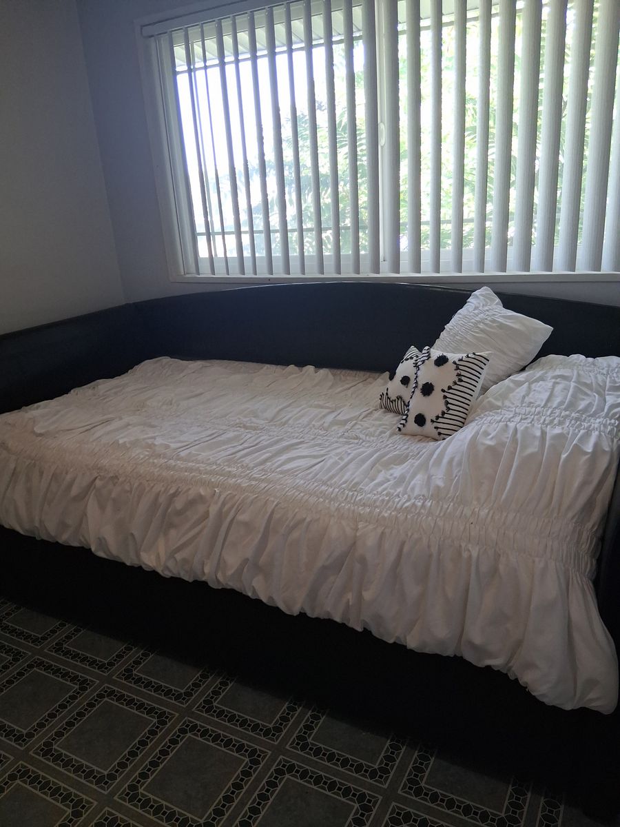 Black Leather Trundle Twin Bed