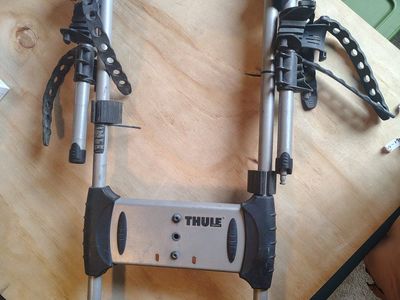Thule Trunk Bike Rack - Silver/Black, Holds 2 Bikes, Adjustable Straps