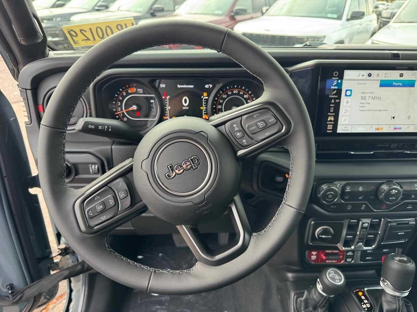 Main image 14
